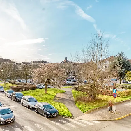 L Escapade Pres De Gare Parking *